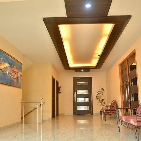 Hotel Milan Palace Αμριτσάρ Εξωτερικό φωτογραφία